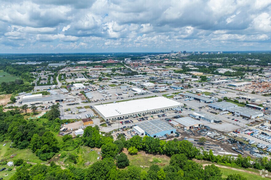 More Photos Of 1020 Idlewilde Blvd, Columbia Warehouse For Lease