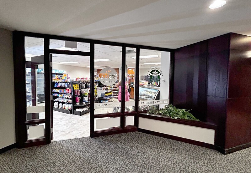 More Photos Of 500 Cummings Ctr, Beverly Office For Lease