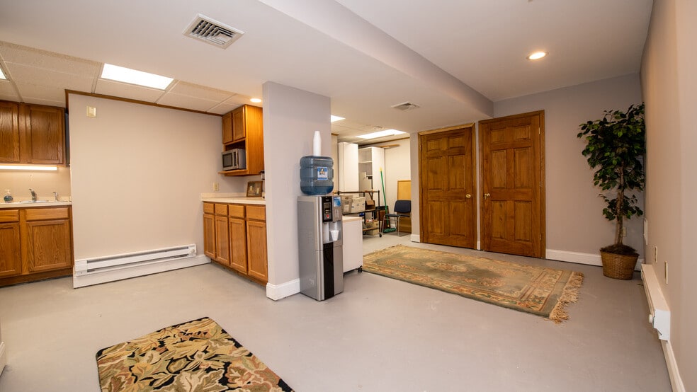 More Photos Of 124 John Robert Thomas Dr, Exton Loft Creative Space For Lease