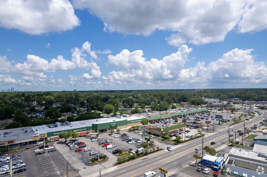 More Photos Of 5839-5909 University Blvd W, Jacksonville Storefront For Lease