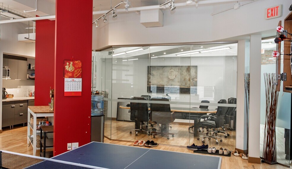 More Photos Of 805 1st St SW, Calgary Storefront Retail Office For Lease