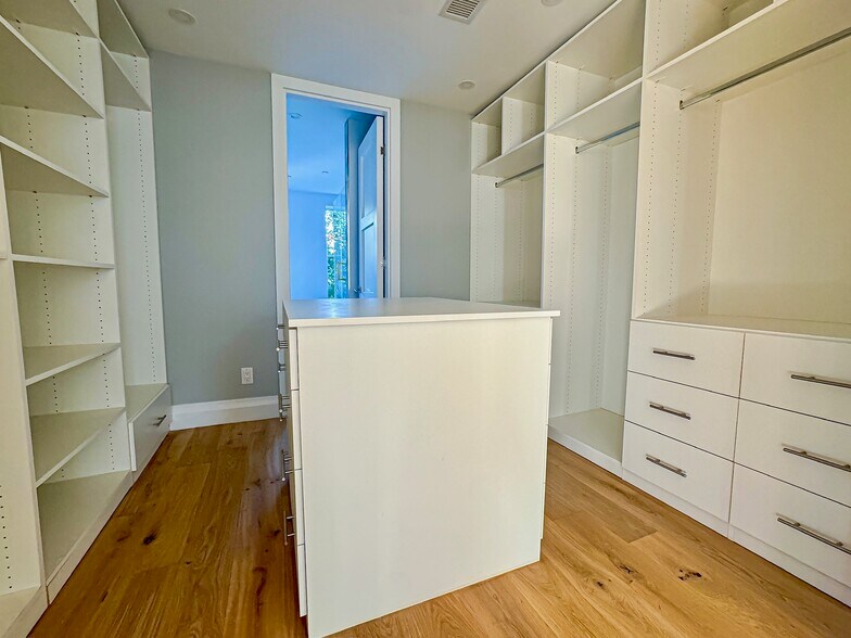 More Photos Of 11A Arlington Pl, Brooklyn Apartments For Sale