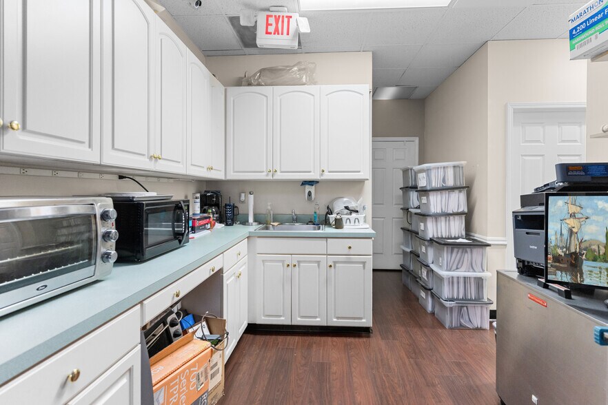 More Photos Of 2855 Candler Rd, Decatur Medical For Sale