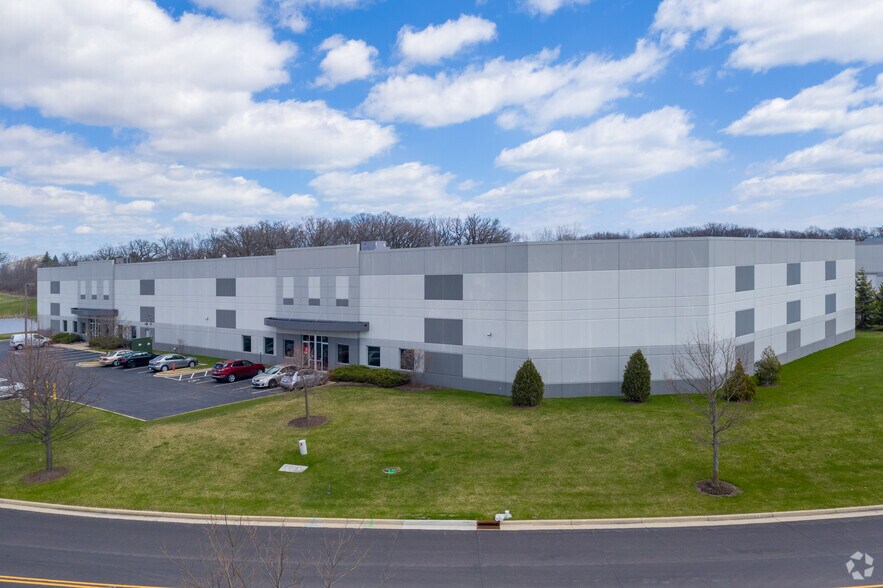 More Photos Of 10795 72nd Ave, Pleasant Prairie Warehouse For Lease