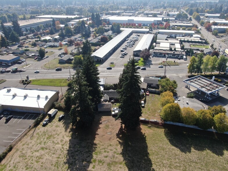 More Photos Of 12200 NE Fourth Plain Blvd, Vancouver Auto Repair For Sale