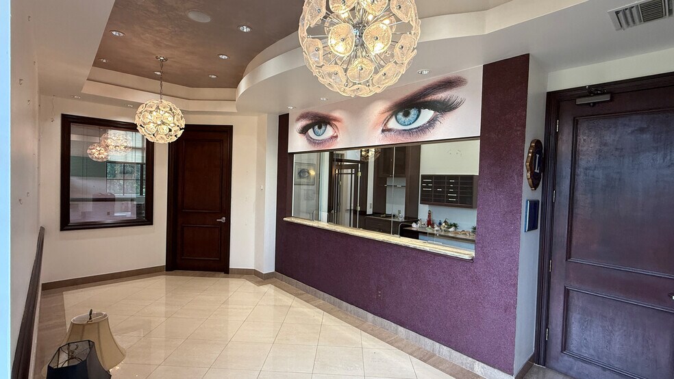 More Photos Of 1015 W Indiantown Rd, Jupiter Medical For Sale