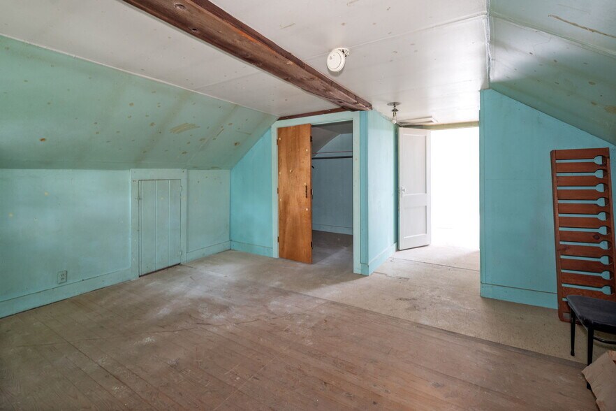 More Photos Of 189 Main St, Cherry Valley Restaurant For Sale