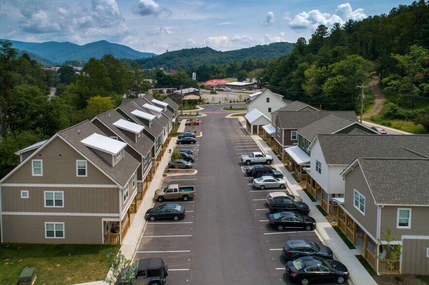 More Photos Of 4616 Little Savannah Rd, Cullowhee Apartments For Sale