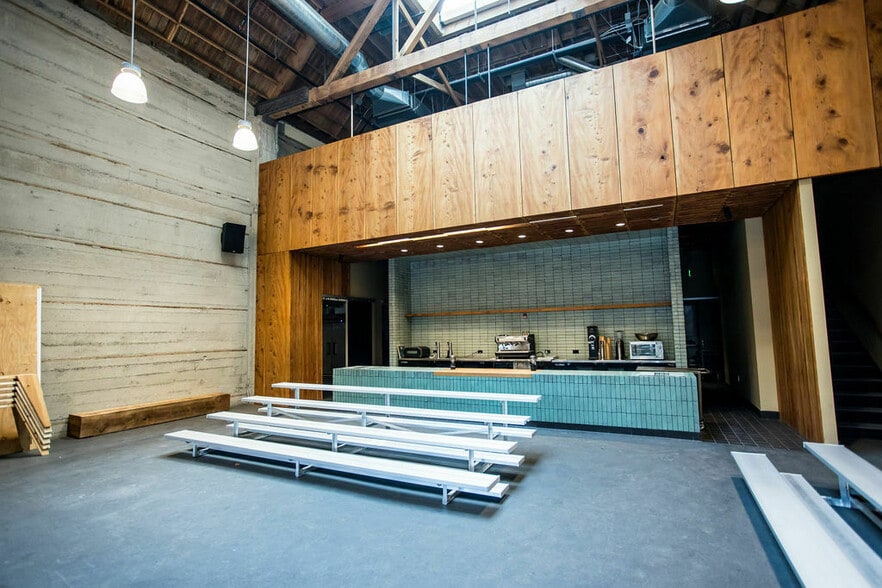 More Photos Of 1716 Broadway, Oakland Storefront For Sale