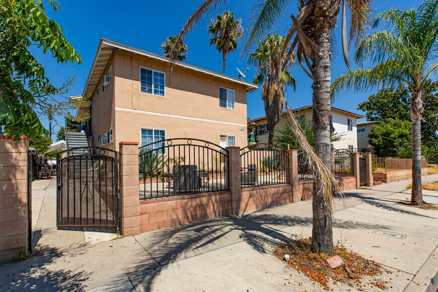 More Photos Of 11153 Sherman Way, Sun Valley Multifamily For Sale