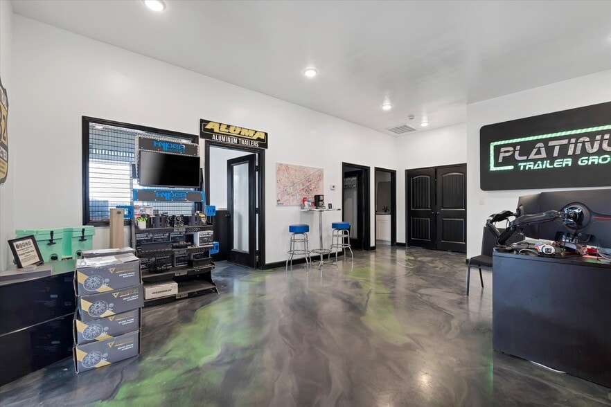 More Photos Of 538 Industrial Pk Acc rd, Trumann Flex For Lease