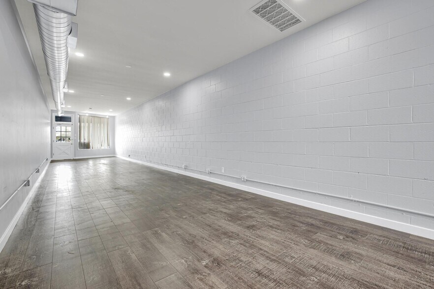 More Photos Of 7918 Broadway, Lemon Grove Storefront For Sale