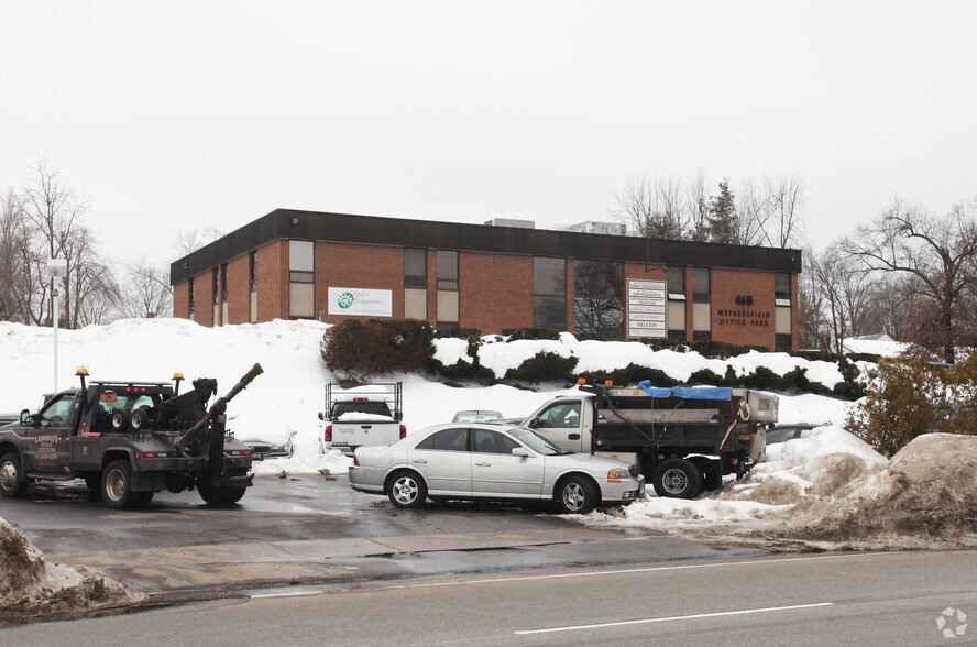 More Photos Of 465 Silas Deane Hwy, Wethersfield Medical For Lease