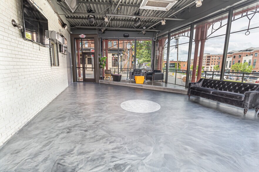 More Photos Of 16-20 Caroline St, Saratoga Springs Restaurant For Sale