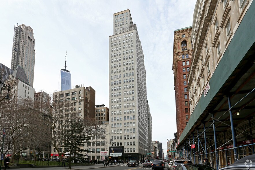 Primary Photo Of 86 Chambers St, New York Office Residential For Lease