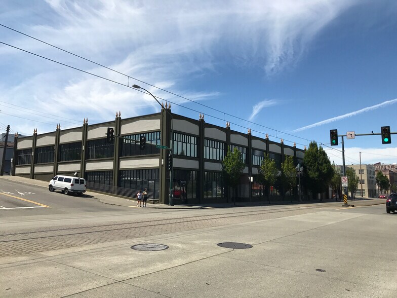 Primary Photo Of 2320 Commerce St, Tacoma Flex For Lease