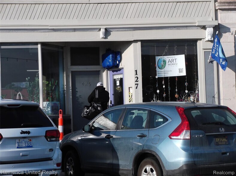 More Photos Of 121 E Walled Lake Dr, Walled Lake Storefront Retail Office For Sale