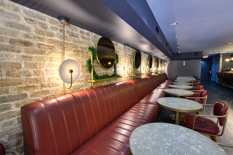 More Photos Of 12 W Peachtree Pl, Atlanta Storefront For Sale