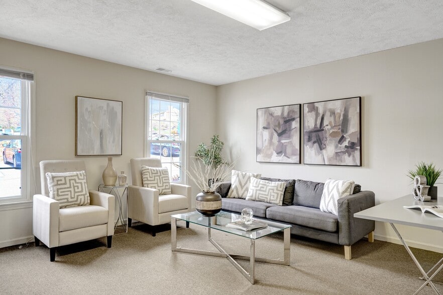 More Photos Of 7297 US-29, Falls Church Office For Sale