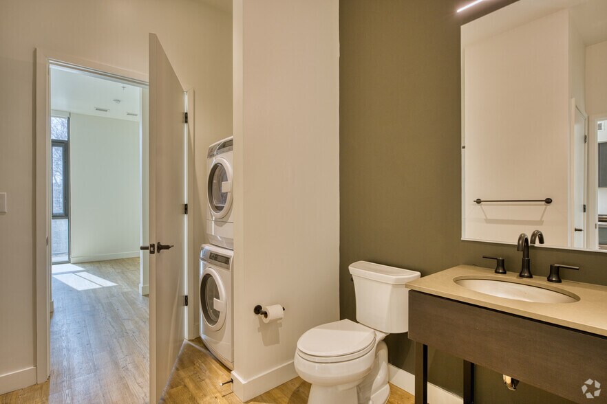 More Photos Of 600 W Main St, Charlottesville Apartments For Lease