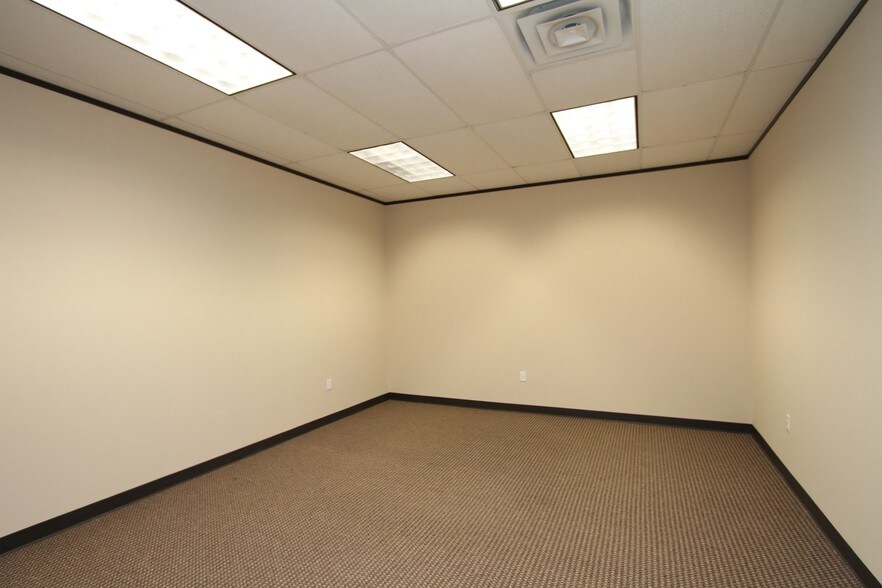 More Photos Of 14521 Old Katy Rd, Houston Medical For Lease