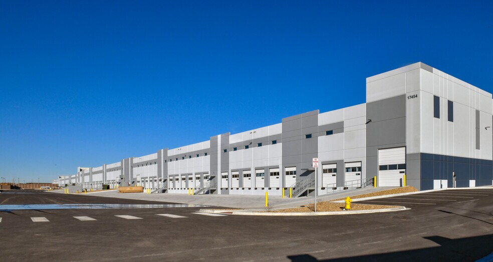 More Photos Of 17754 Spinnaker Way, Broomfield Unknown For Lease