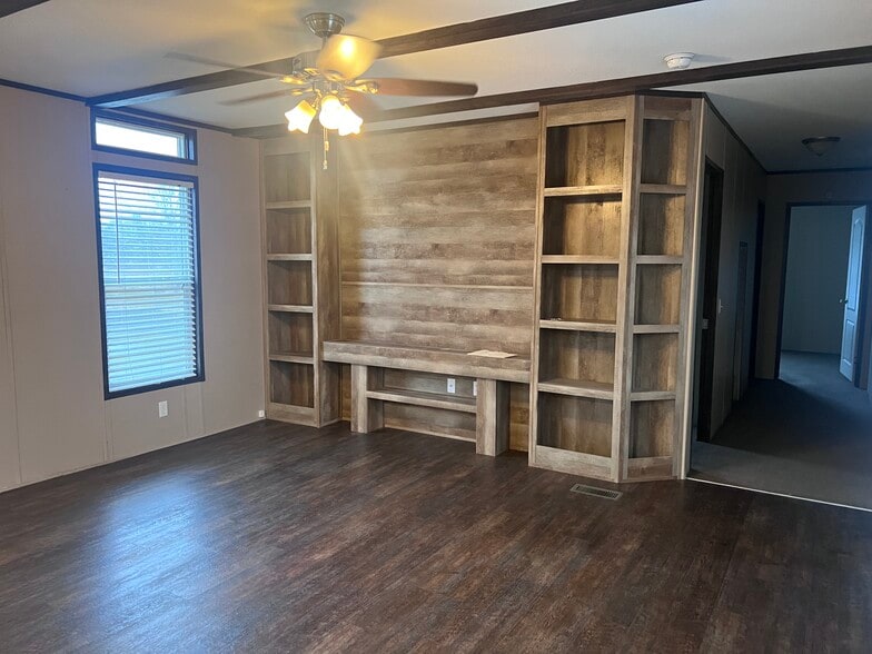 More Photos Of 19645 Nordt Rd, Damon Land For Sale