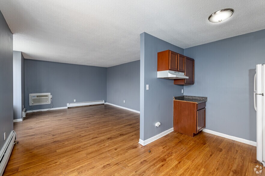 More Photos Of 19320 Greenfield Rd, Detroit Apartments For Sale