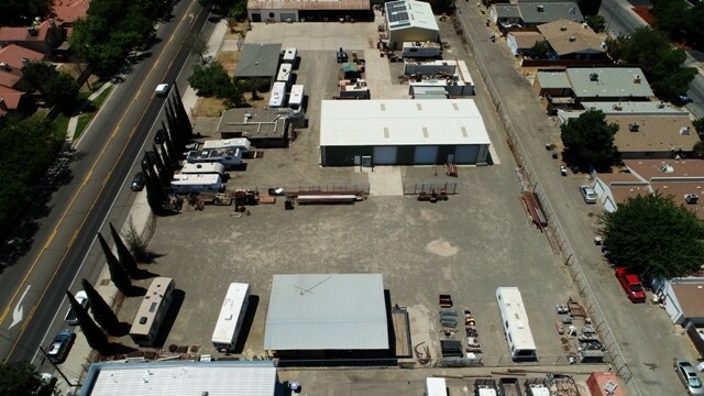 More Photos Of 800 W Elm Ave, Coalinga Warehouse For Sale