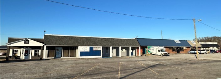 More Photos Of 11909 Augusta Rd, Lavonia General Retail For Sale