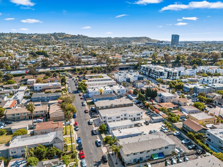 More Photos Of 2325 S Ridgeley Dr, Los Angeles Apartments For Sale