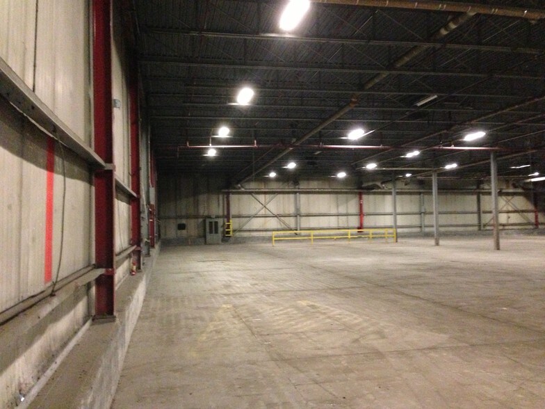More Photos Of 701 Greylock St, Lee Manufacturing For Lease