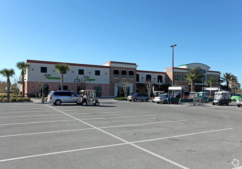 More Photos Of 820 Old Camp Rd, The Villages Supermarket For Lease