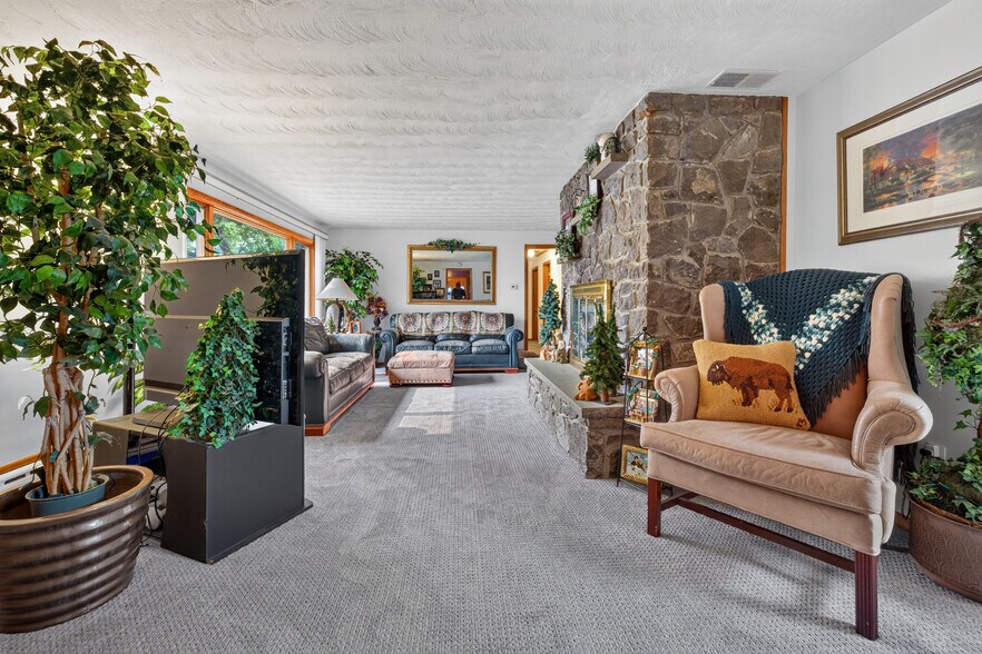 More Photos Of 3405 Orchard Park Rd, Orchard Park Office Residential For Sale