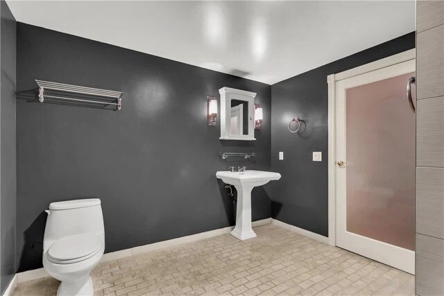 More Photos Of 500-530 S Hewitt St, Los Angeles Apartments For Lease