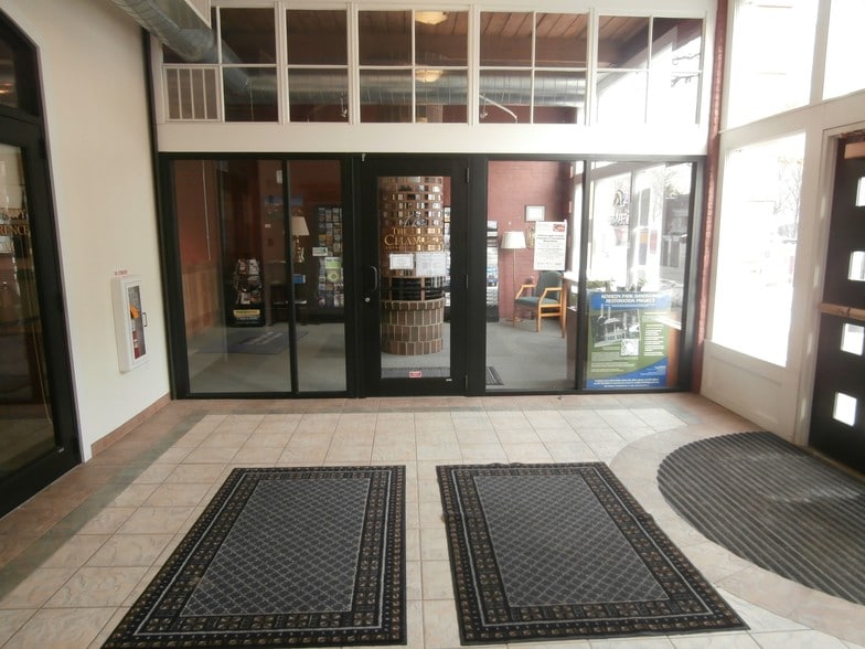 More Photos Of 415 Lisbon St, Lewiston Office For Sale
