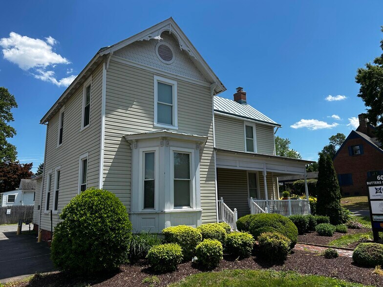 More Photos Of 609 S Main St, Culpeper Office Residential For Sale