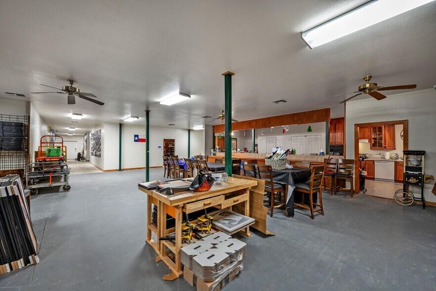 More Photos Of 31633 US-377 Hwy, Gordonville Light Distribution For Sale
