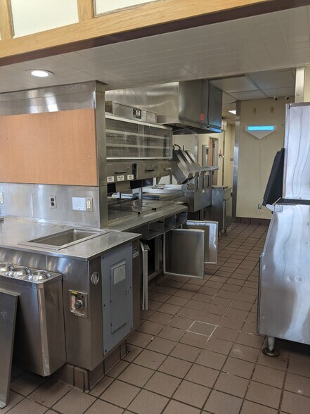 More Photos Of 804 Highway 64 E, Wynne Fast Food For Sale