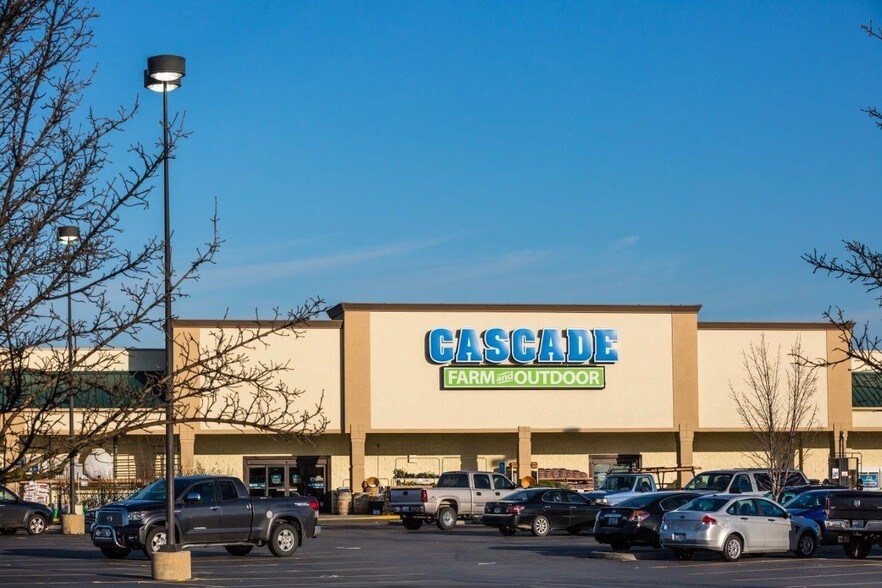 More Photos Of 598 N Wilbur Ave, Walla Walla Supermarket For Lease