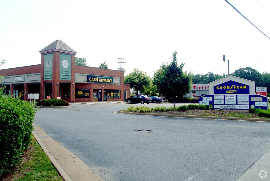 More Photos Of 4501 Williamsburg Rd, Richmond General Retail For Lease