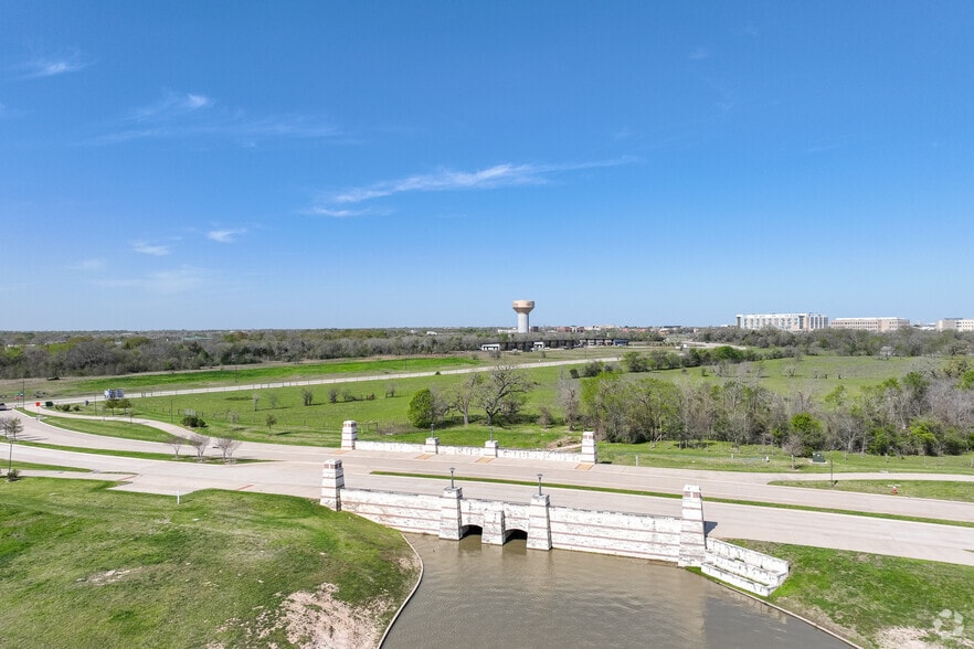 More Photos Of 1400 Midtown Dr, College Station Land For Sale