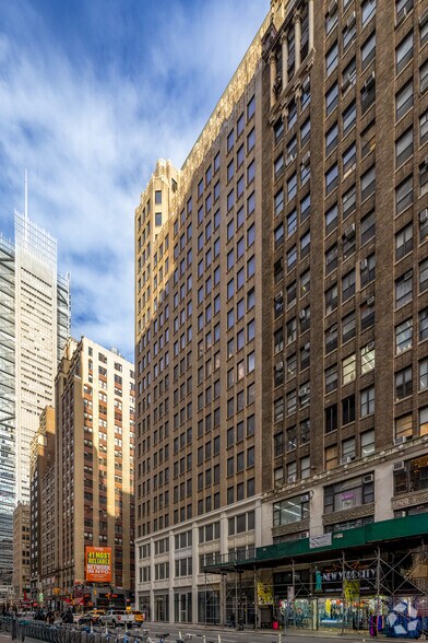 More Photos Of 554-568 Eighth Ave, New York Office For Sale