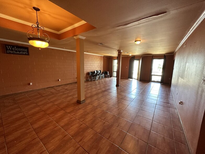 More Photos Of 605 Barataria Blvd, Marrero Loft Creative Space For Sale