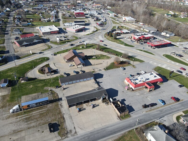 More Photos Of 118 School Dr, Waynesburg Flex For Sale