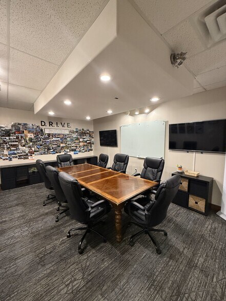 More Photos Of 3520 N University Ave, Provo Office For Sale