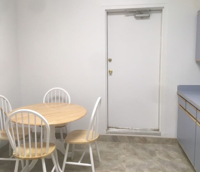 More Photos Of 15447 Anacapa Rd, Victorville Loft Creative Space For Lease