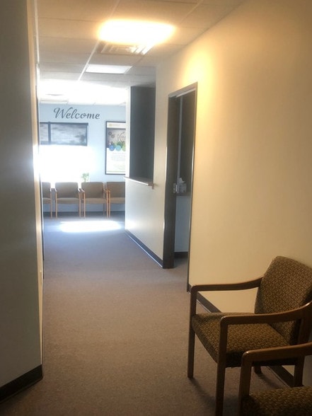 More Photos Of 1211 Avery St, Golden Office For Lease