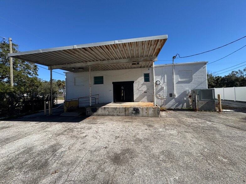 More Photos Of 6801 S West Shore Blvd, Tampa Freestanding For Lease