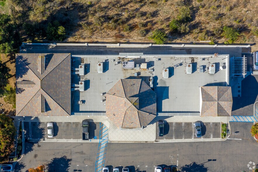 More Photos Of 12010-12112 Scripps Summit Ct, San Diego Unknown For Lease